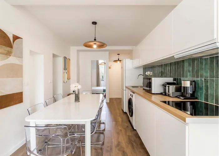 Merveil - Family - Marais - Fbg St Antoine Paris